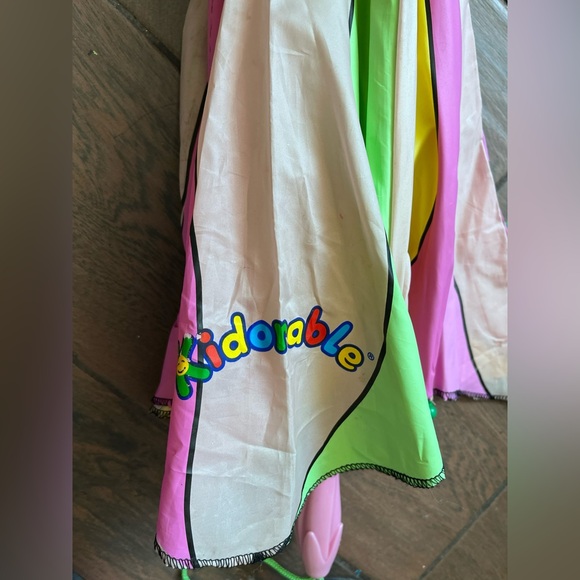 Kidorable Lotus Flower Rainwear Set 4T - Picture 4 of 11